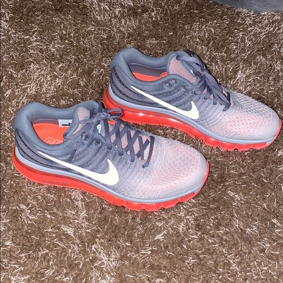nike womens athletic shoes